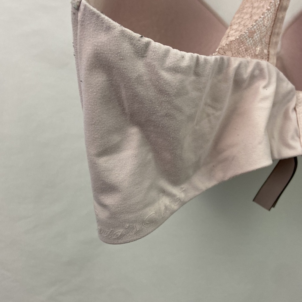 Victoria Secret Light Pink Incredible 36DDD Bra - Picture 7 of 13